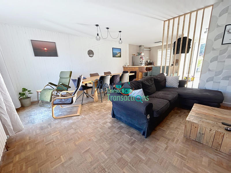 Maison - 102 m² - 5 pièces