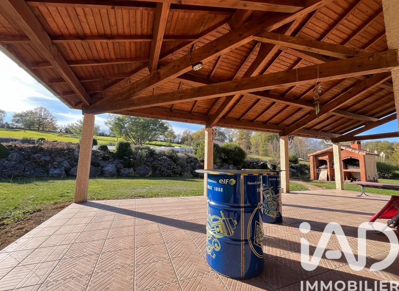 Maison - 309 m² - 10 pièces