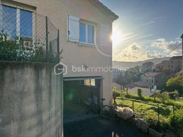 Maison de village - 62 m² - 3 pièces