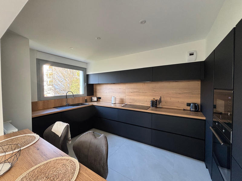 Appartement - 126 m² - 5 pièces