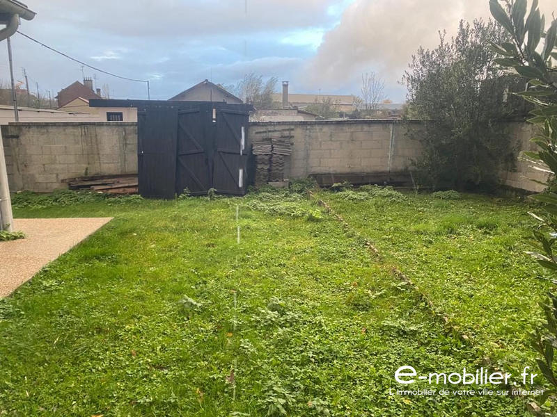 Maison - 150 m² - 8 pièces