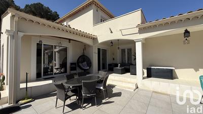 Maison - 144 m² - 5 pièces