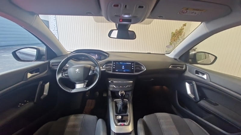 Peugeot 308 puretech 130ch ss allure business