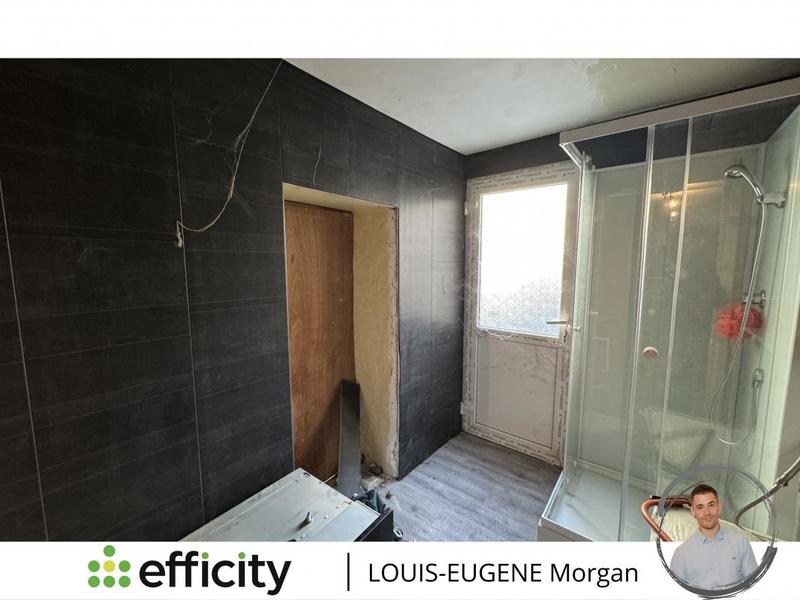 Immeuble - 306 m² - 15 pièces