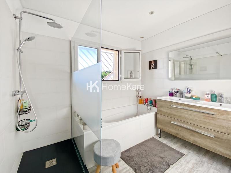 Maison - 150 m² - 5 pièces