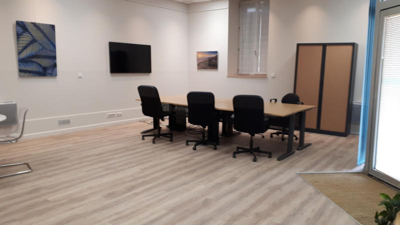 Local commercial - 126 m² - 4 pièces