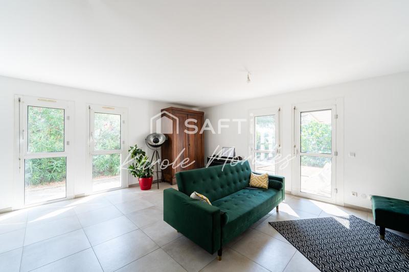 Maison - 140 m² - 5 pièces