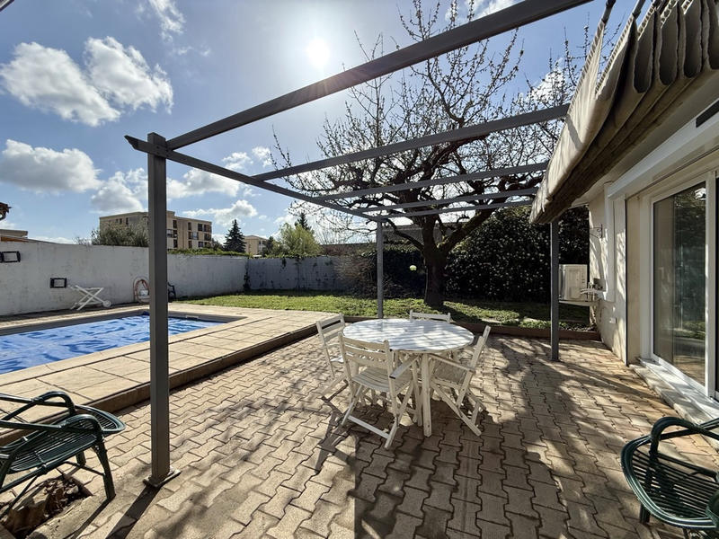 Maison - 173 m² - 6 pièces