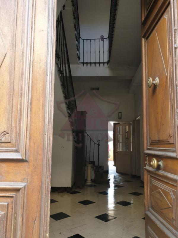 Maison de maîtres - 393 m² - 13 pièces