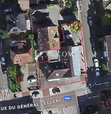 Maison - 334 m² - 20 pièces