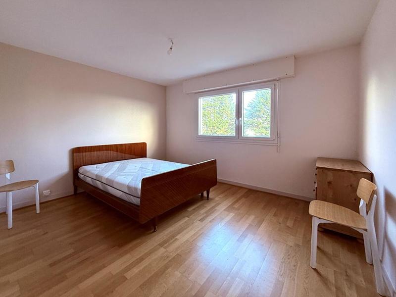 Appartement - 102 m² - 5 pièces