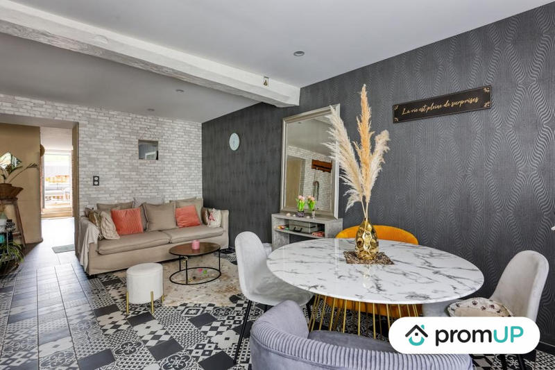 Maison - 170 m² - 7 pièces