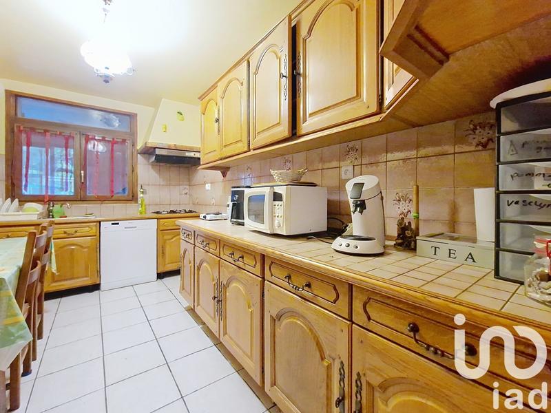 Maison - 188 m² - 10 pièces