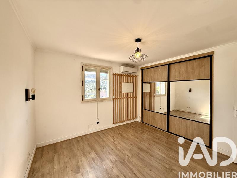 Maison - 94 m² - 5 pièces