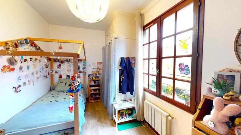 Maison - 190 m² - 8 pièces