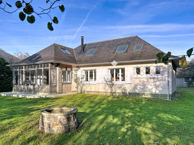 Maison - 148 m² - 8 pièces