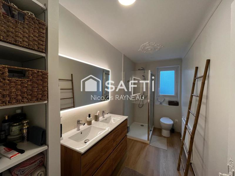 Appartement - 101 m² - 5 pièces