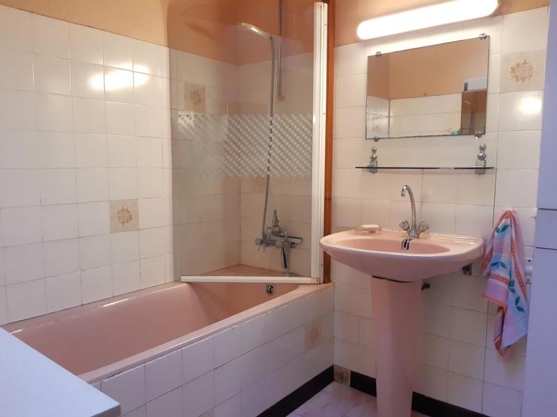 Maison en pierre - 104 m² - 5 pièces