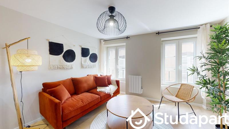 Chambre - 9 m² - 1 pièce