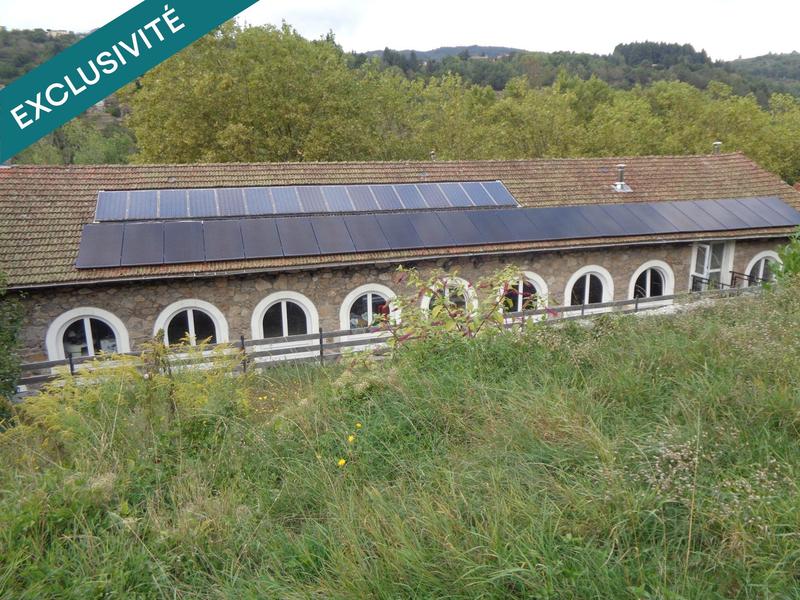 Maison - 446 m² - 14 pièces