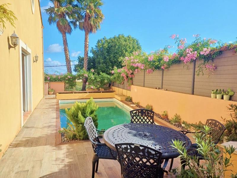 Villa - 200 m² - 6 pièces