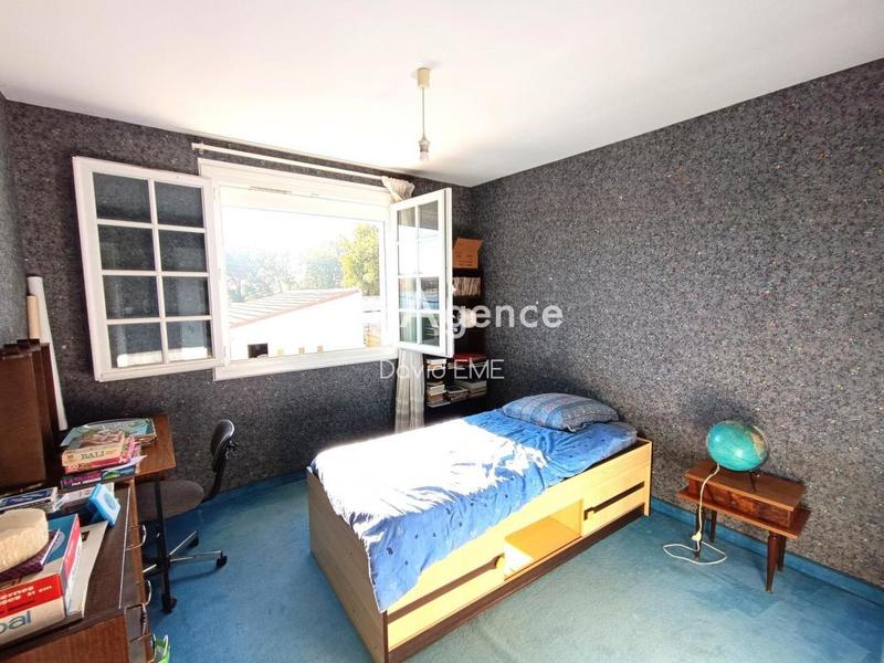 Maison traditionnelle - 102 m² - 5 pièces