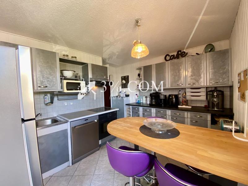 Appartement - 80 m² - 3 pièces