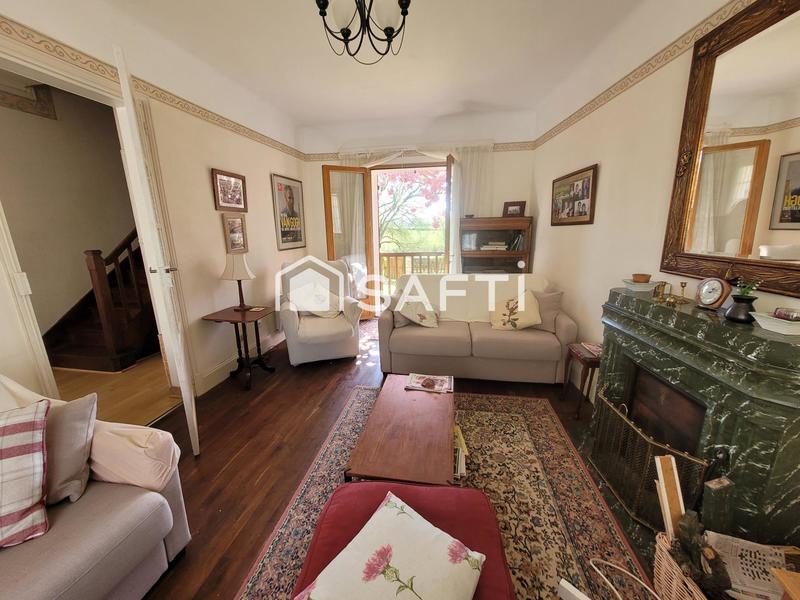 Maison - 150 m² - 7 pièces