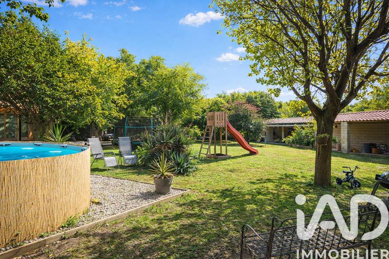 Maison - 137 m² - 5 pièces