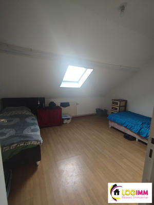 Maison - 85 m² - 5 pièces