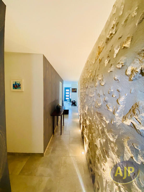 Maison - 155 m² - 5 pièces