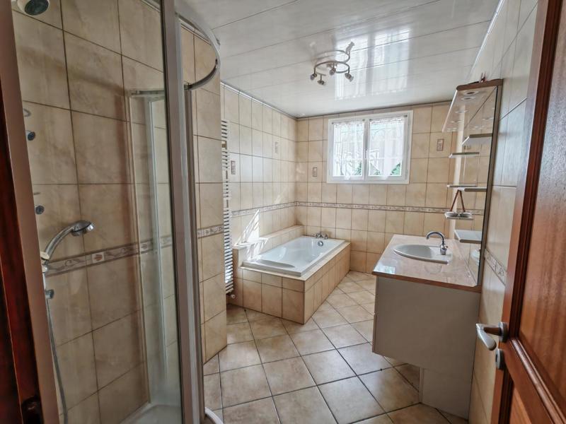 Maison - 151 m² - 3 pièces