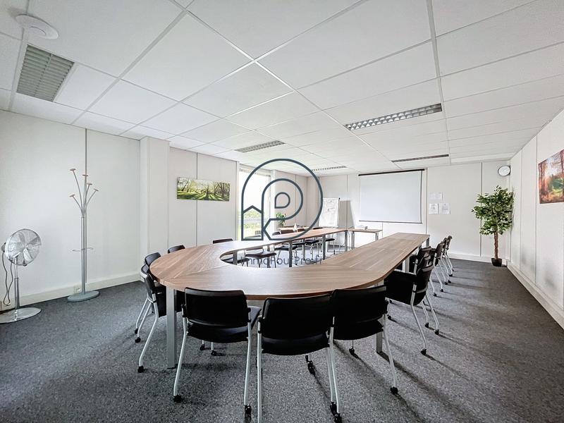 Bureau - 264 m²