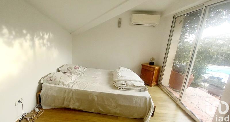 Maison - 215 m² - 5 pièces