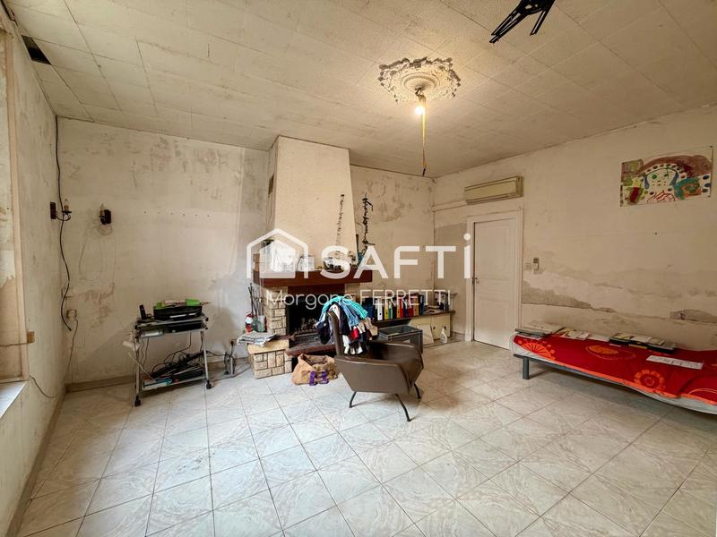 Maison - 250 m² - 7 pièces