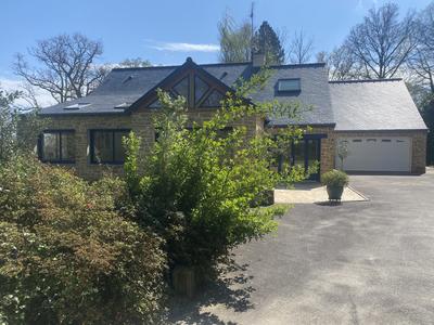 Maison contemporaine - 179 m² - 8 pièces