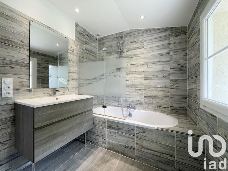 Maison - 106 m² - 5 pièces