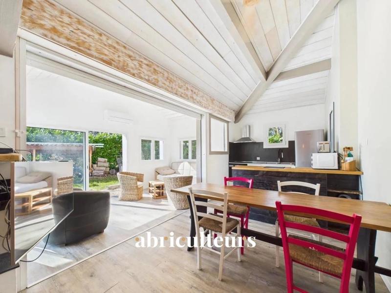 Maison ancienne - 295 m² - 10 pièces