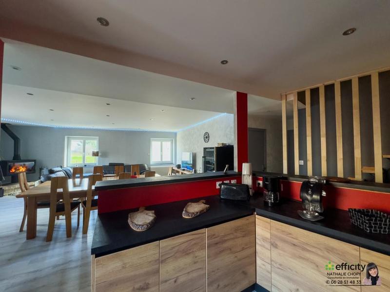 Maison de bourg - 150 m² - 6 pièces