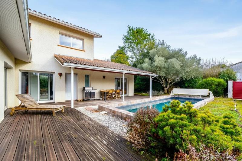 Maison - 117 m² - 4 pièces