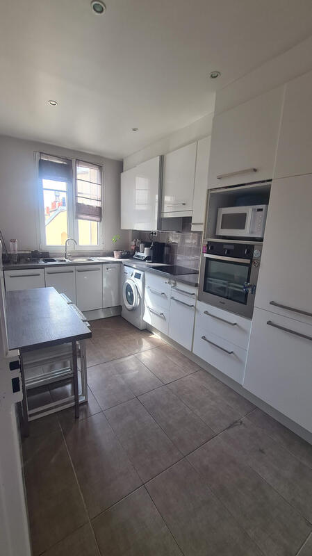 Appartement - 83 m² - 3 pièces