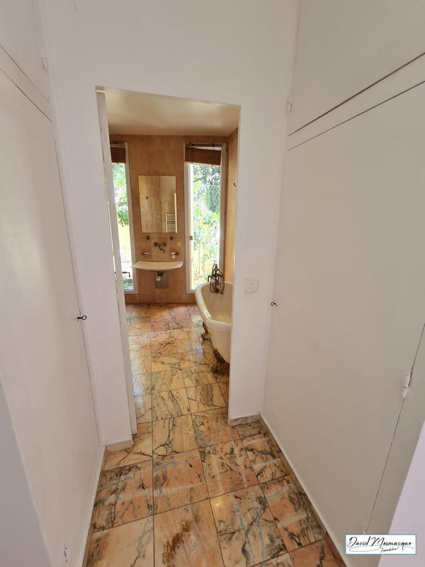 Duplex - 214 m² - 8 pièces