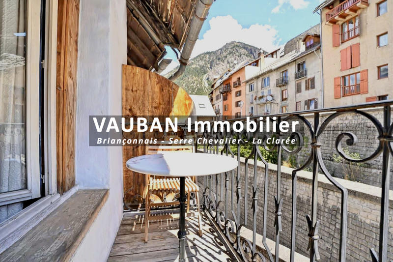 Maison - 99 m² - 5 pièces