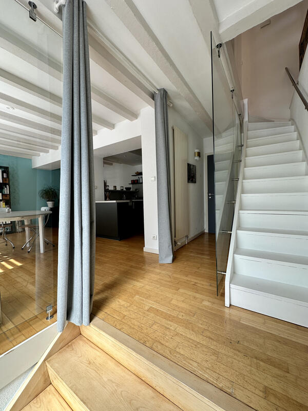 Maison - 105 m² - 4 pièces