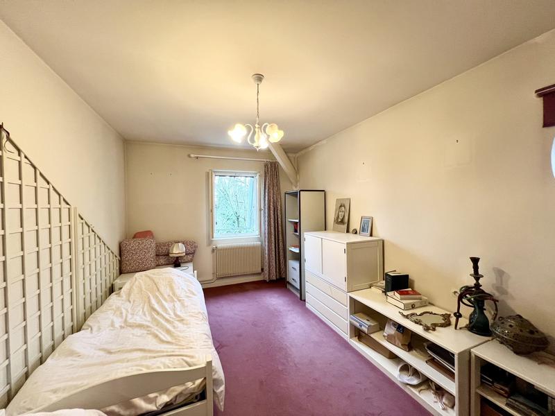 Maison - 200 m² - 6 pièces