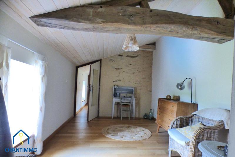 Maison - 267 m² - 7 pièces