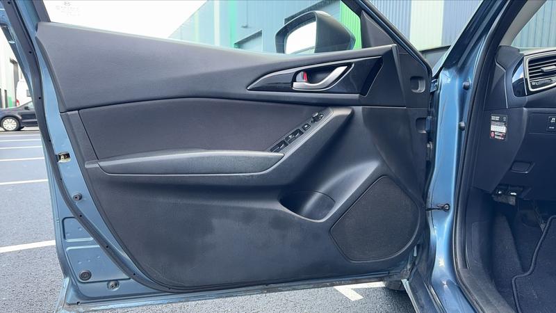 Mazda 3 III 2.2 Skyactiv-D 150 Elegance