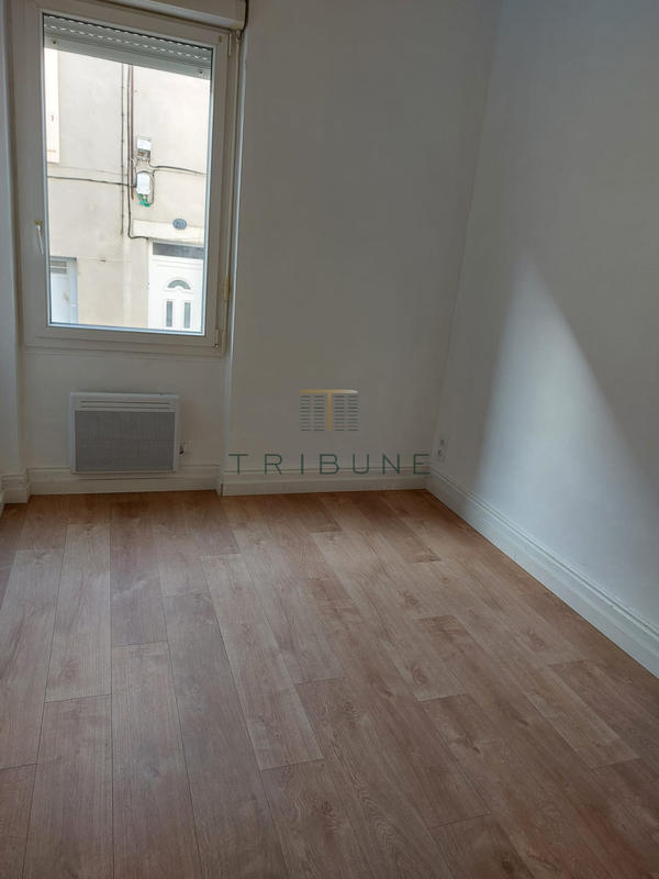 Immeuble - 118 m² - 6 pièces