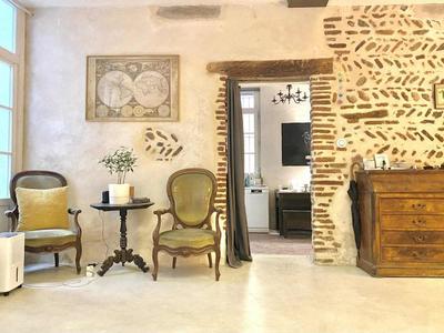 Appartement - 90 m² - 3 pièces