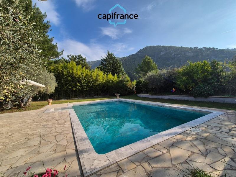 Maison - 174 m² - 6 pièces